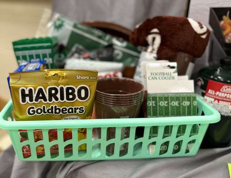 Seneca East Tailgate Set