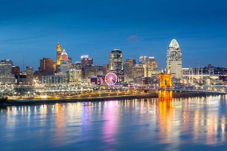 One Night Stay at the Cincinnati Mariott at Rivercenter
