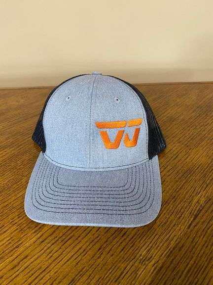 BW Hat